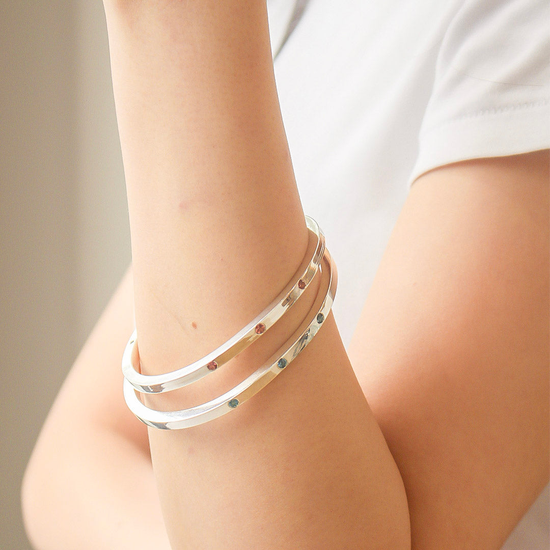 LIGHT 2MM Oval Bangle