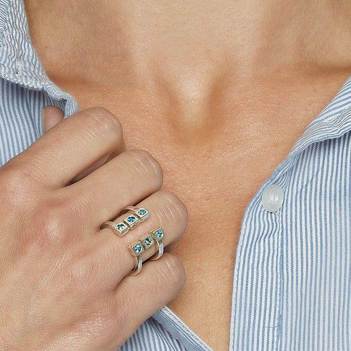 TOPAZES BLUE LONDON Glitter Ring