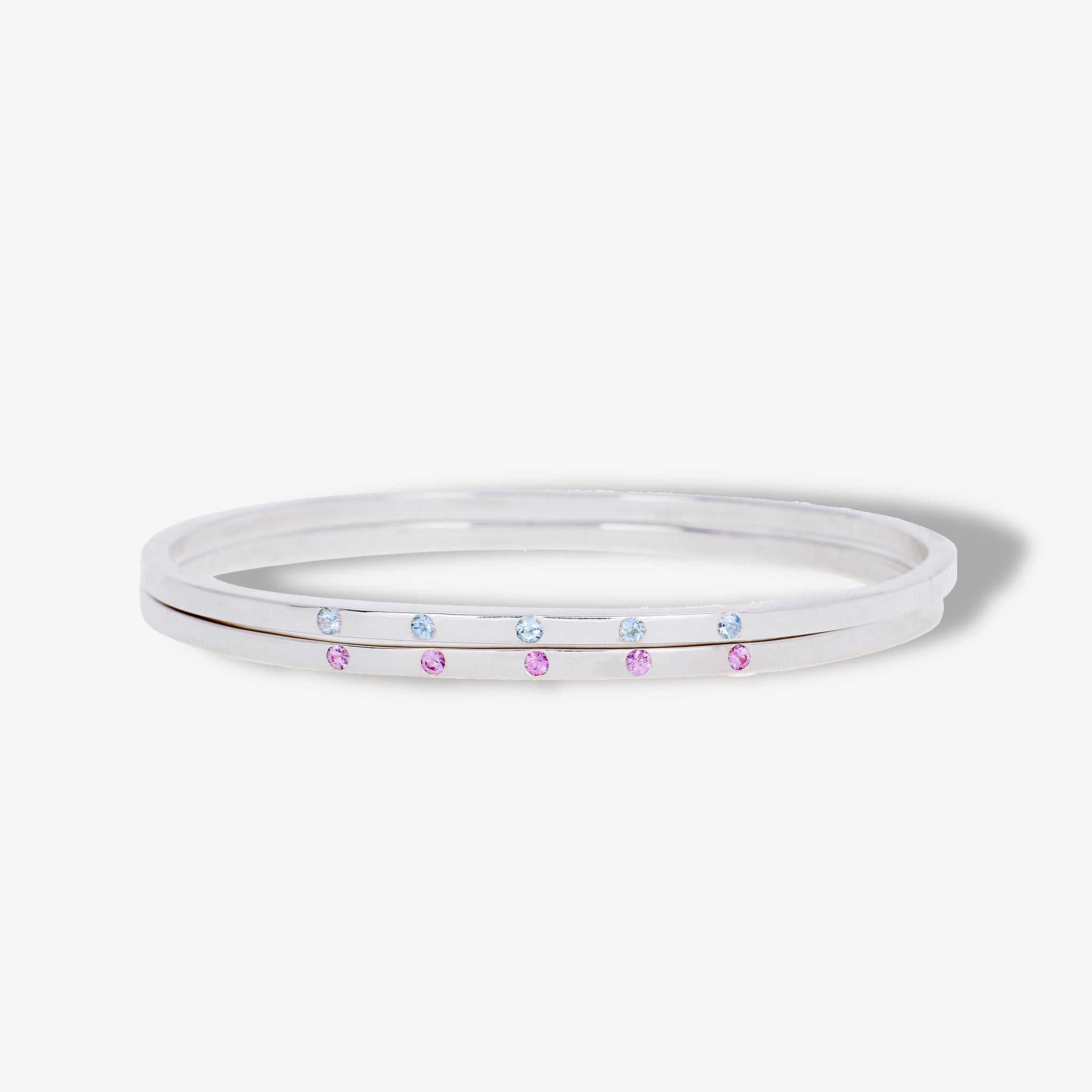 LIGHT 2MM Oval Bangle
