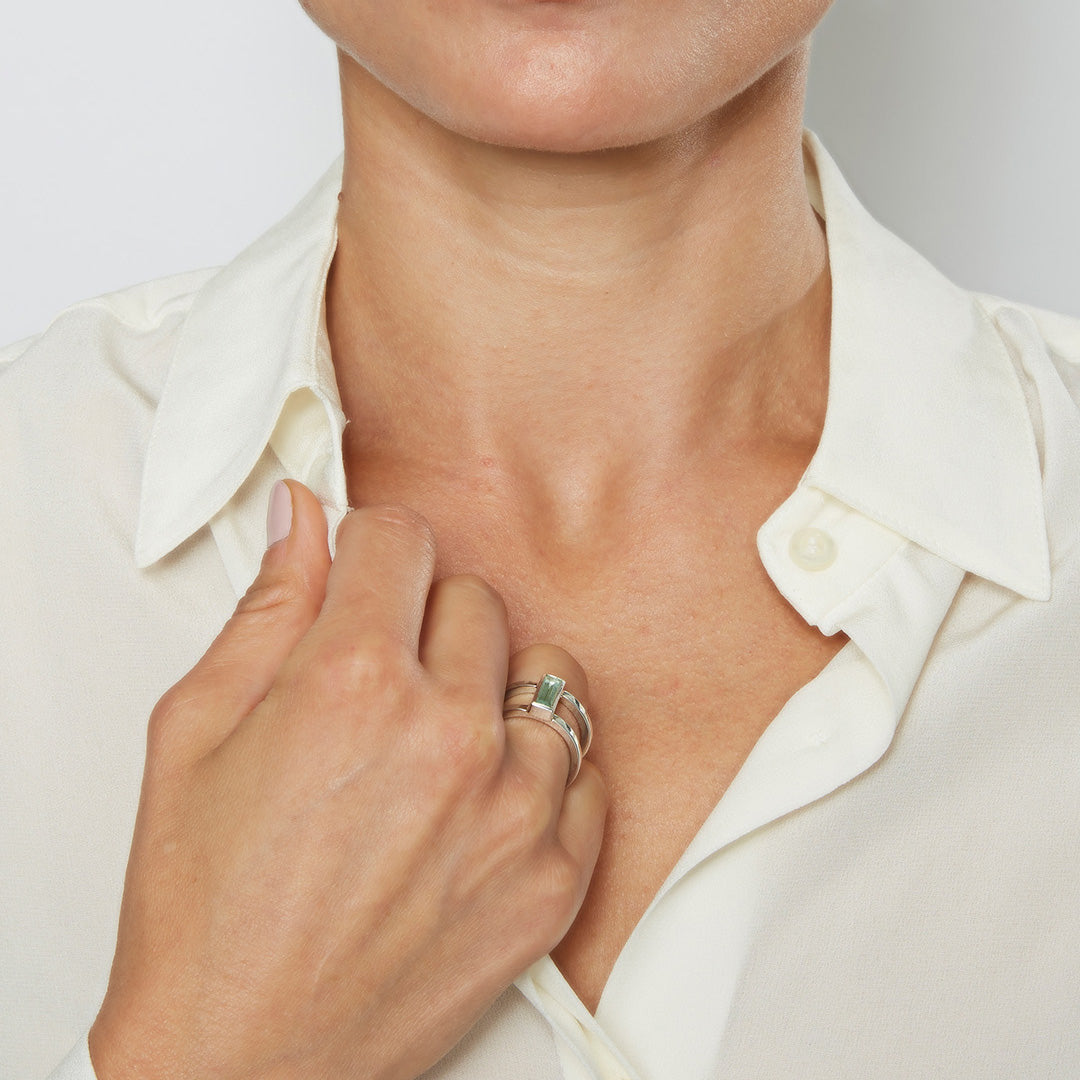 Bague Graphique tourmaline verte baguette magique