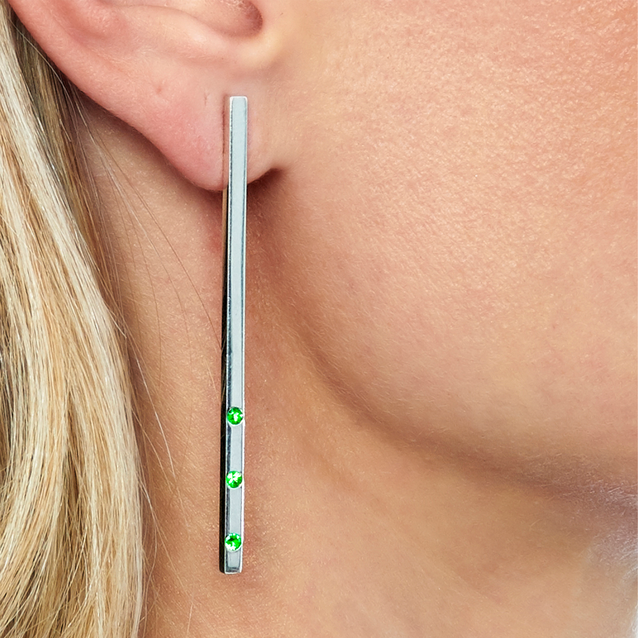 Boucles d'Oreilles Lignes Tsavorites