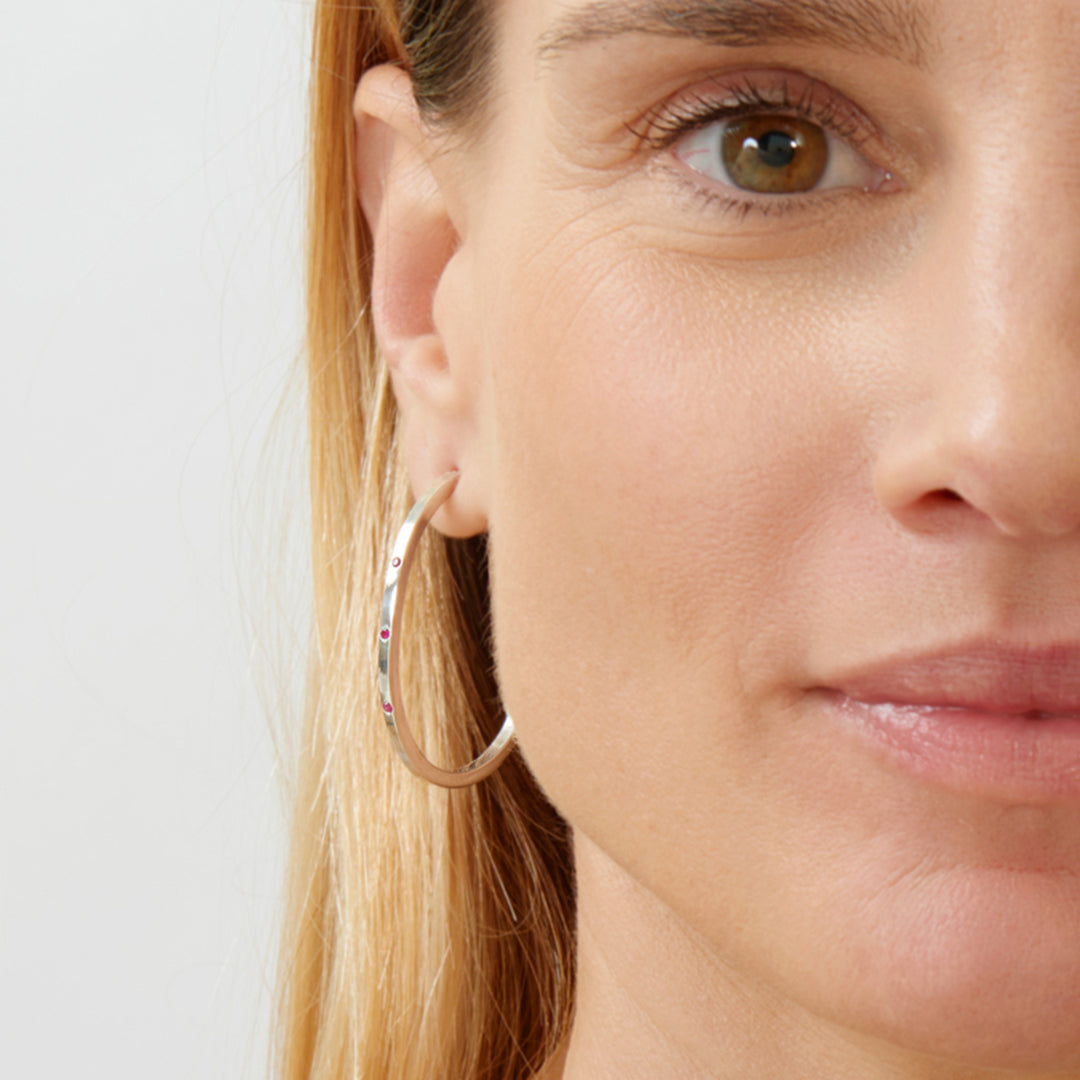 Petites Créoles Ovales Saphir Rose