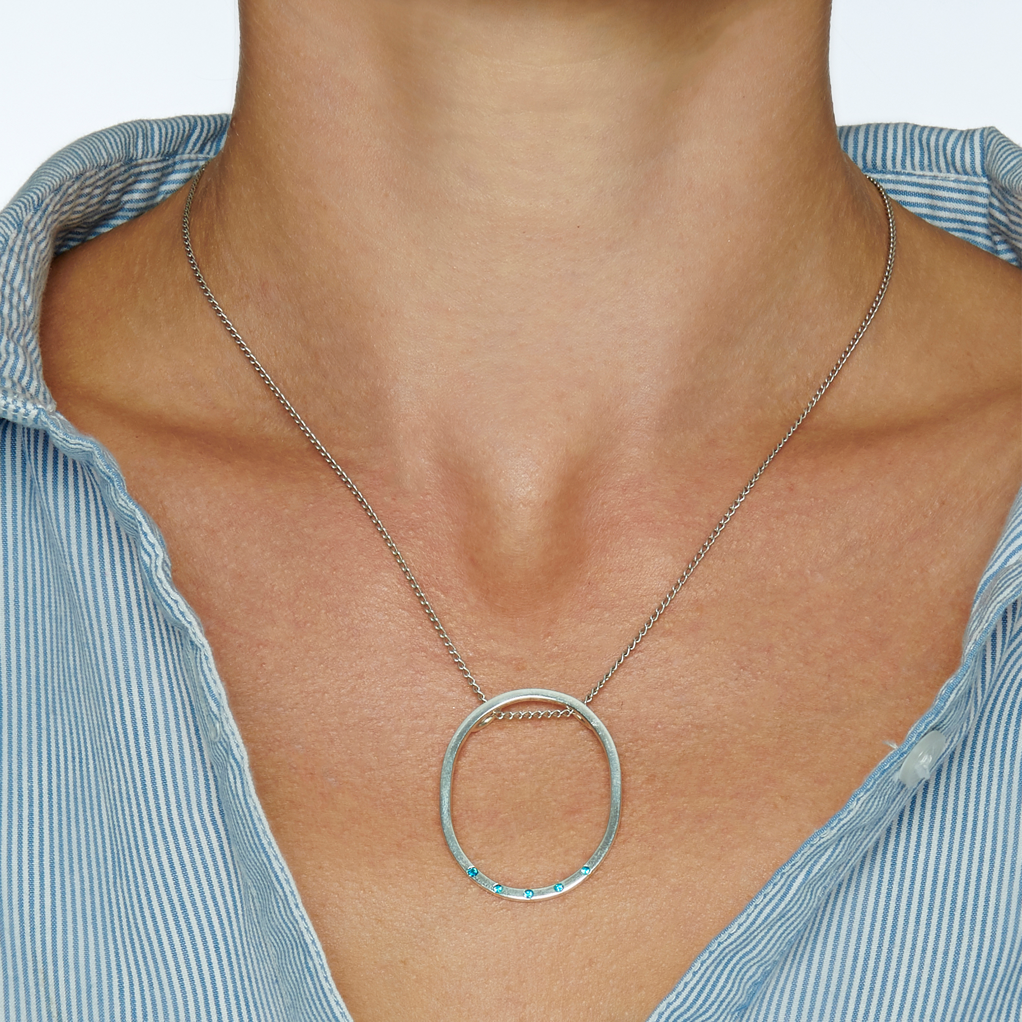 Pendentif ovale topazes médium