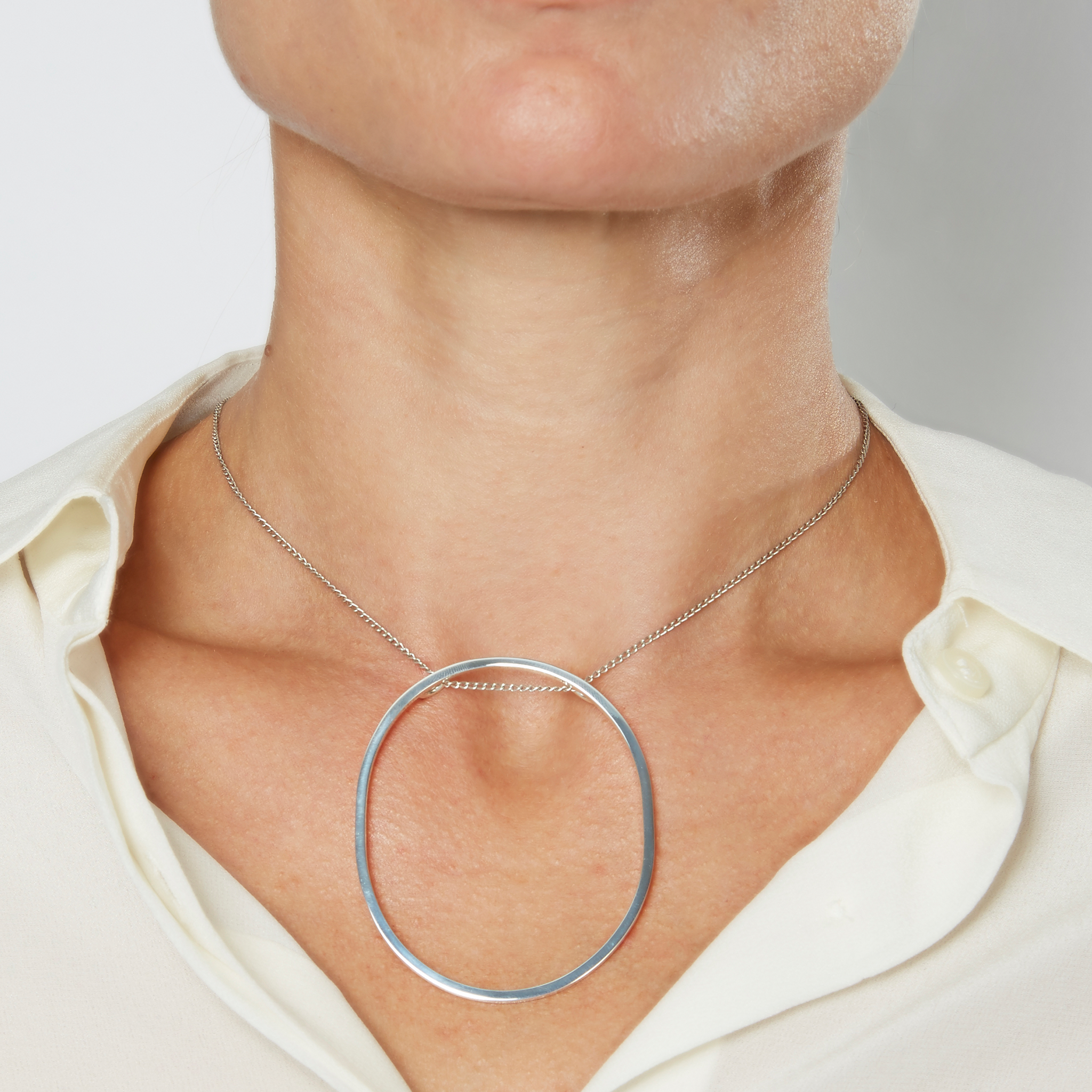 Très grand Pendentif Ovale